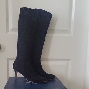 Elegant Black Heeled Boots